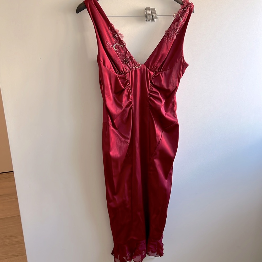 Julian Joyce STUNNING size 8 red cocktail dress.